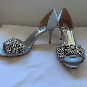 Badgley Mishka Pumps - NWT
